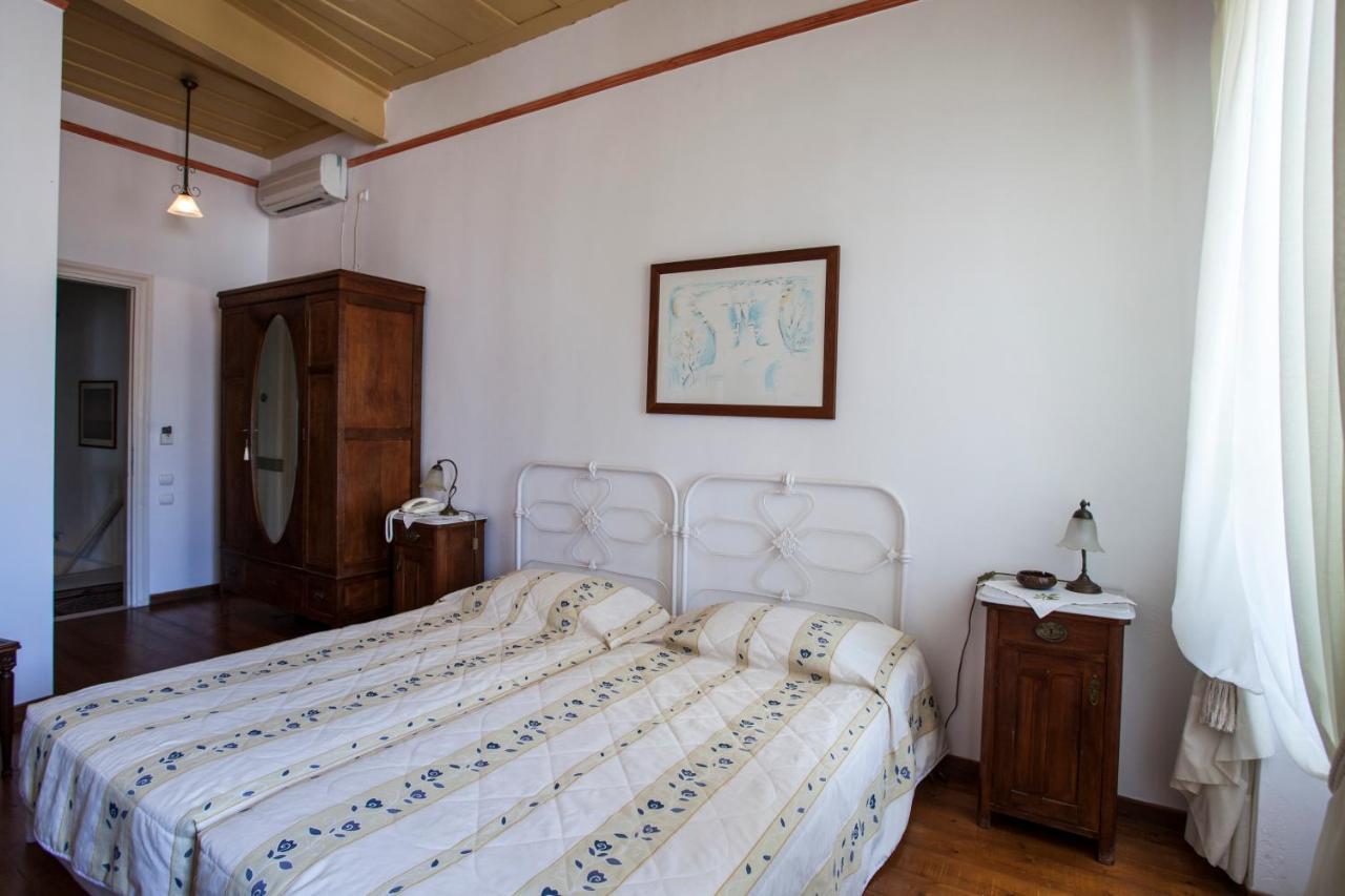 Nostos Guesthouse Kythira Town Екстер'єр фото
