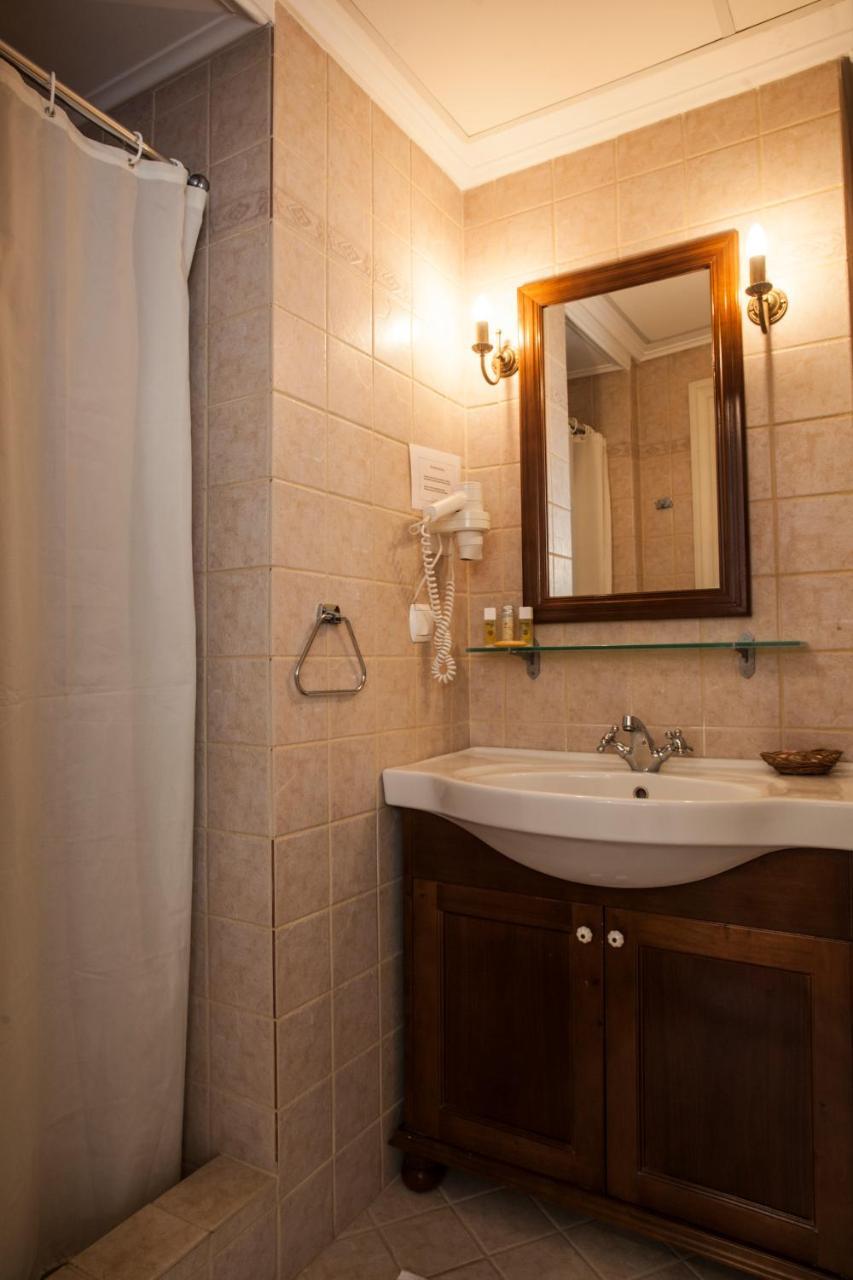 Nostos Guesthouse Kythira Town Екстер'єр фото