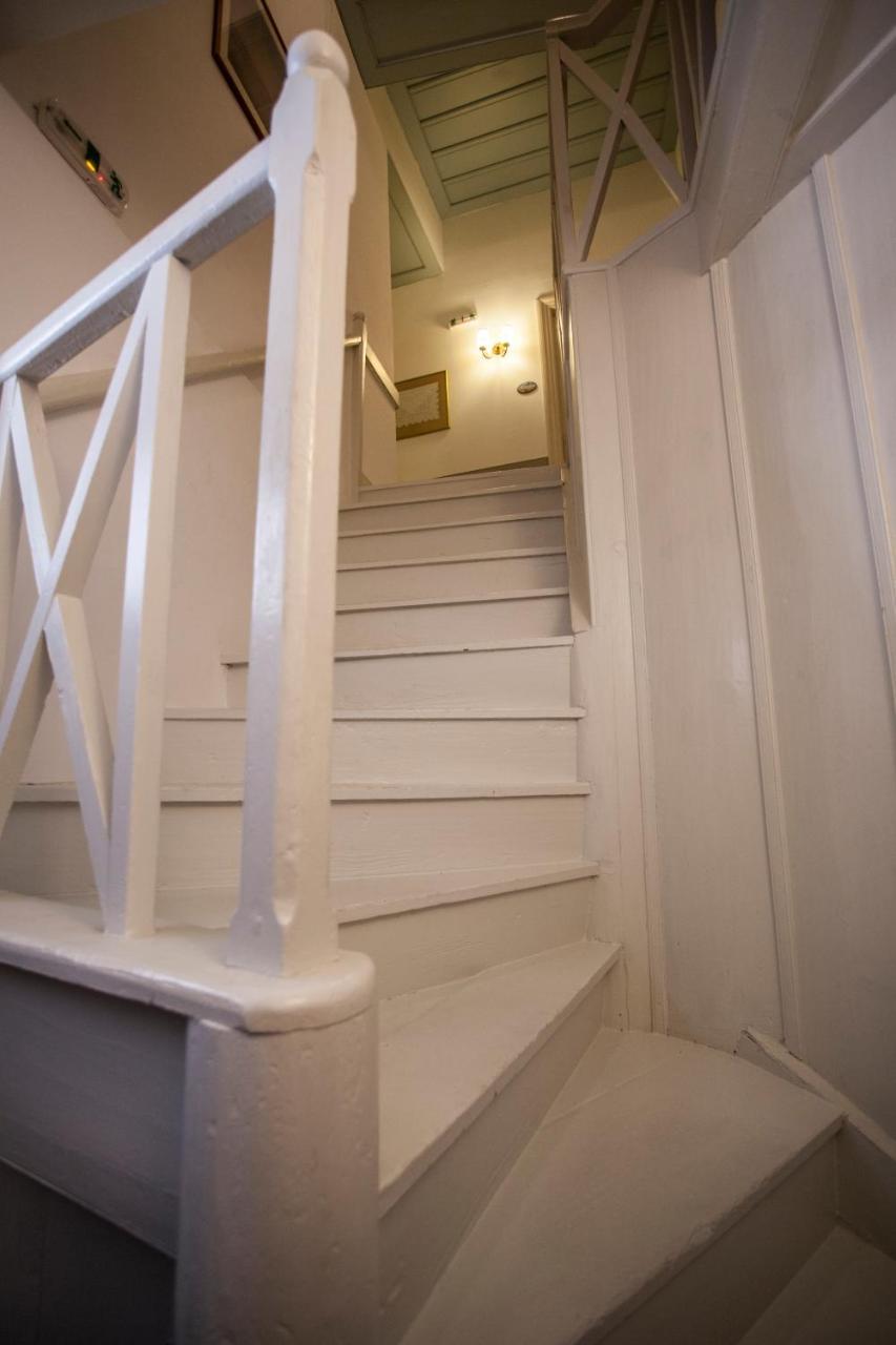 Nostos Guesthouse Kythira Town Екстер'єр фото